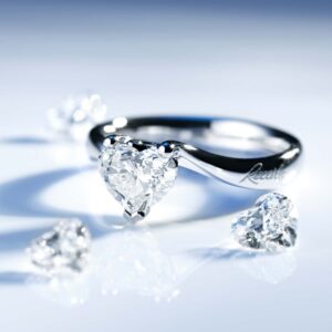 0455_Ann.Love_solitario